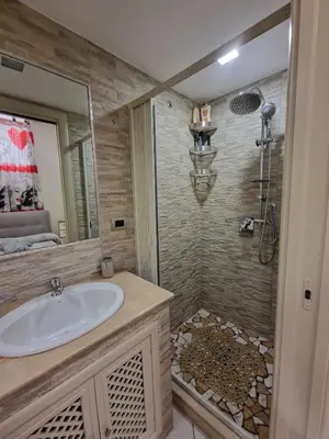 Bagno di Aurora's house Materdei