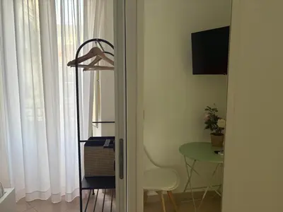TV o dispositivi per l'intrattenimento presso B&B Napoli Tonic