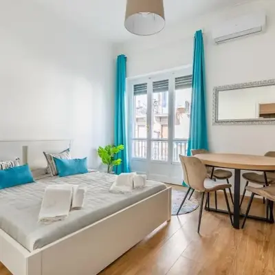 Elegance and Exclusivity for 4 People - B Home