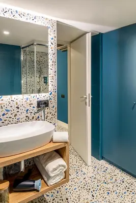 Bagno di Elena's flat