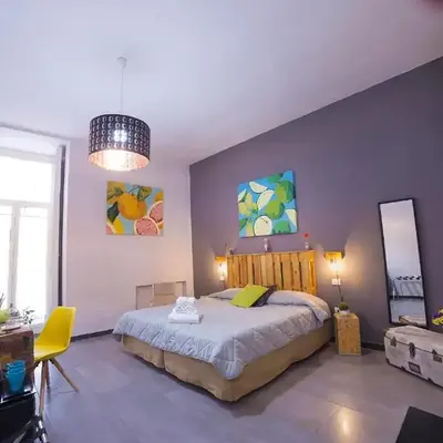 Le 4 Stagioni Dante's Suites H Napoli Centro