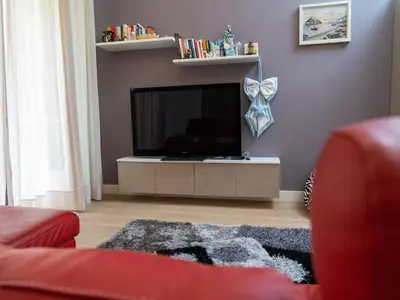 TV o dispositivi per l'intrattenimento presso Apartment in Palazzo Nana', Piazza Nicola Amore, Napoli - Holidays a Napule