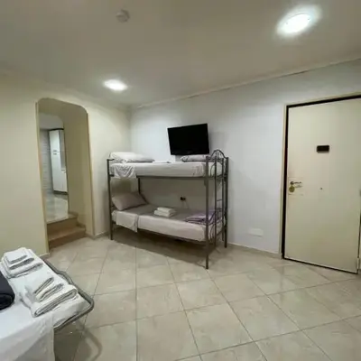 Nanet House