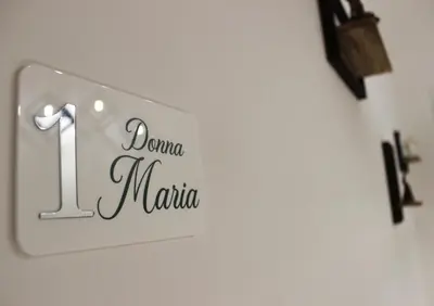 Certificato, attestato, insegna o altro documento esposto da Le Coccinelle - B&B Napoli