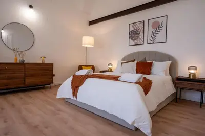 Letto o letti in una camera di Parthenope Luxury Suite in the center of Naples