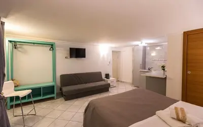 Letto o letti in una camera di Chiaia Partenopeo