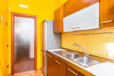 Cucina o angolo cottura di Montesanto Flow Flat by Napoliapartments