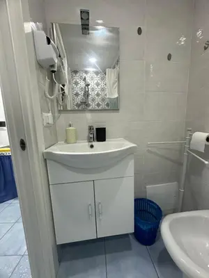 Bagno di Maddy House