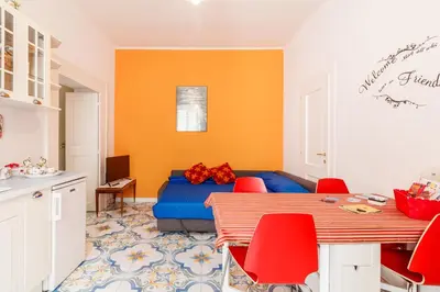 Area soggiorno di Casa Lego Napoli