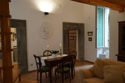 Area soggiorno di Finestra sul cortile