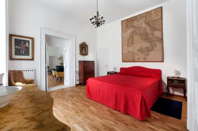 Letto o letti in una camera di Royal Suite - Luxury Home in the Heart of Naples