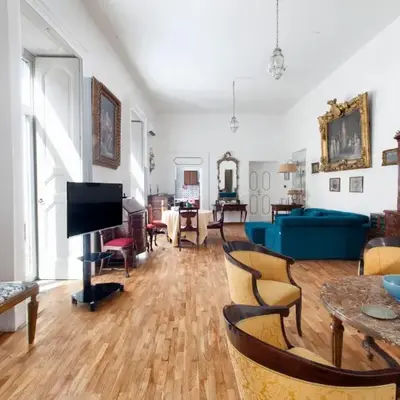 Royal Suite - Luxury Home in the Heart of Naples