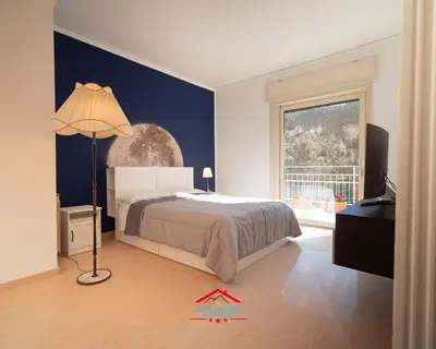 Letto o letti in una camera di Suite Stellata Napoli home in the center