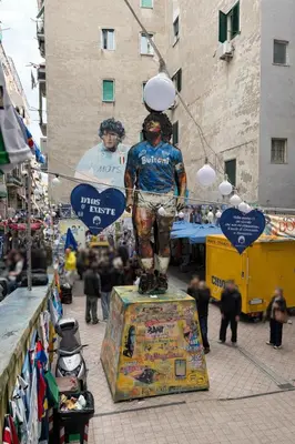 Ospiti di VISI di NAPOLI