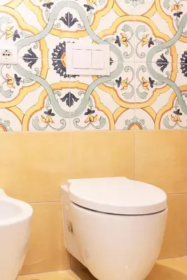 Bagno di Chiaia 150