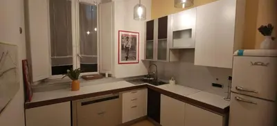 Cucina o angolo cottura di Artist Apartment Napoli center ampio ed elegante