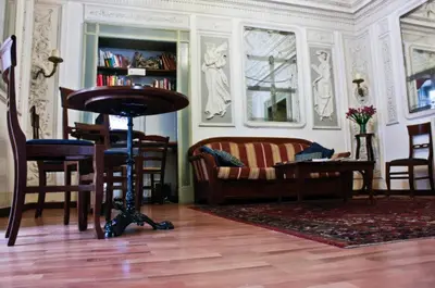 Area soggiorno di B&B Miseria e Nobilta'