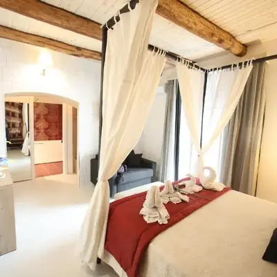 Relais Piazza Del Plebiscito B&B