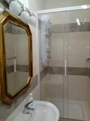 Bagno di WELL COME - Santa Lucia