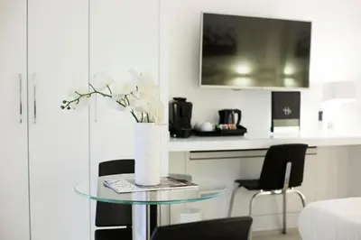 Cucina o angolo cottura di LHP Suite Napoli Parco Margherita
