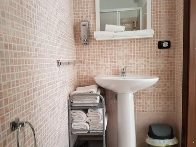 Bagno di Vincent's home