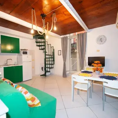 Bianca Napoli Suite