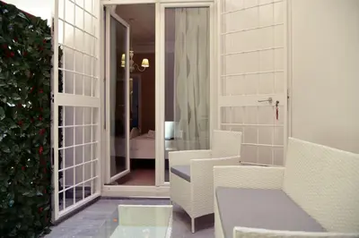 Bagno di Chiaia Roof