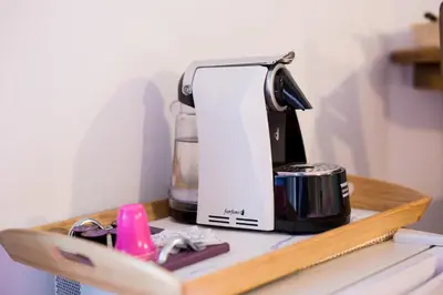 Set per la preparazione di tè e caffè presso B&B DolceVita Napoli