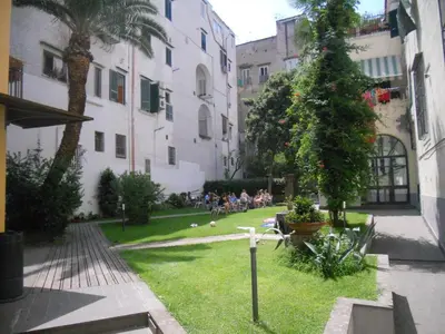Giardino di La Controra Hostel Naples