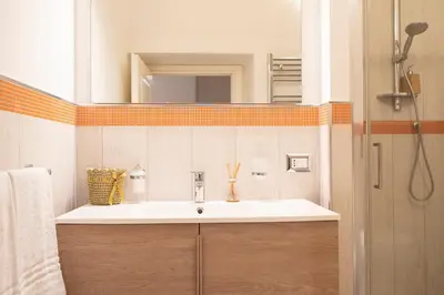 Bagno di Domus Borbonica