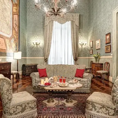 Royal Arthouse Lady Marys Tribunali Luxury Suite - Family apartment