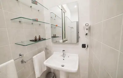Bagno di B&B Chiaia 32