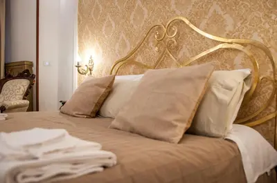 Letto o letti in una camera di domus sanfelice