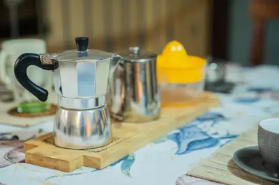 Set per la preparazione di tè e caffè presso Domus Ugo
