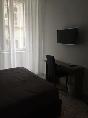 TV o dispositivi per l'intrattenimento presso MB95 - Mezzocannone Luxurious Bed&Breakfast