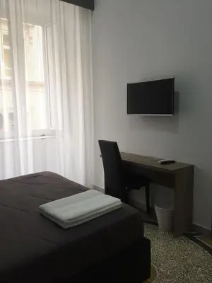 TV o dispositivi per l'intrattenimento presso MB95 - Mezzocannone Luxurious Bed&Breakfast