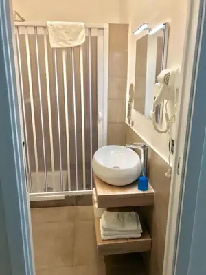 Bagno di Interno 10 Cavour
