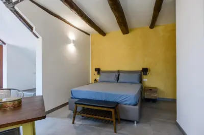Letto o letti in una camera di Napoli Suite Toledo 10 By Dimorra