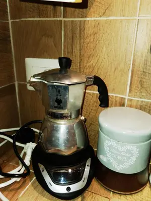 Set per la preparazione di tè e caffè presso Trebis