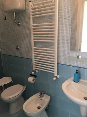 Bagno di Albergo Oasi