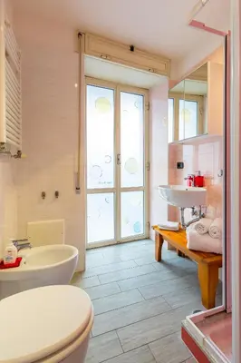 Bagno di #Casa Totò - L'Oro di Napoli