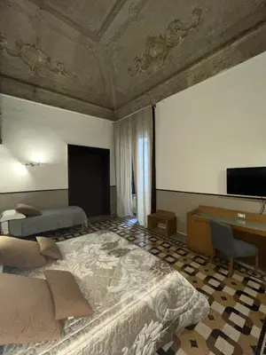TV o dispositivi per l'intrattenimento presso Resort CostantiNapoli 27