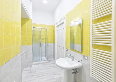 Bagno di B&B Rest a Napoli