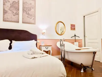 Letto o letti in una camera di Macchiato Suites Boutique Guest House