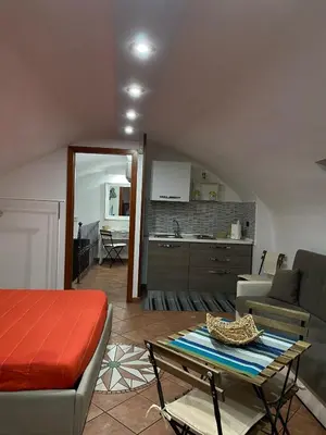 Cucina o angolo cottura di Home in love: balconcino spaccanapoli