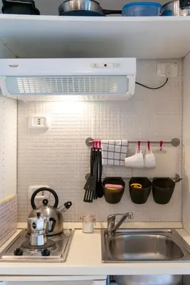 Cucina o angolo cottura di FV STUDIOS Chiaia