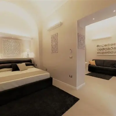 Royal Rooms Luxury Suite
