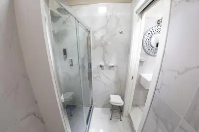 Bagno di Leone Camere D'autore - CHIAIA