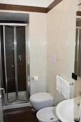 Bagno di Centro Storico - Fermata MONTESANTO