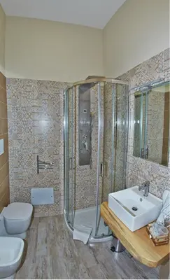 Bagno di Artisti Sustinea Rooms